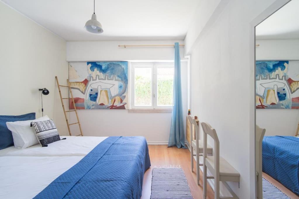 Lisbon Waves Surf Lodge Almada Bagian luar foto