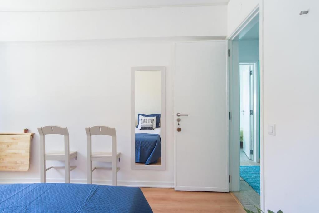 Lisbon Waves Surf Lodge Almada Bagian luar foto